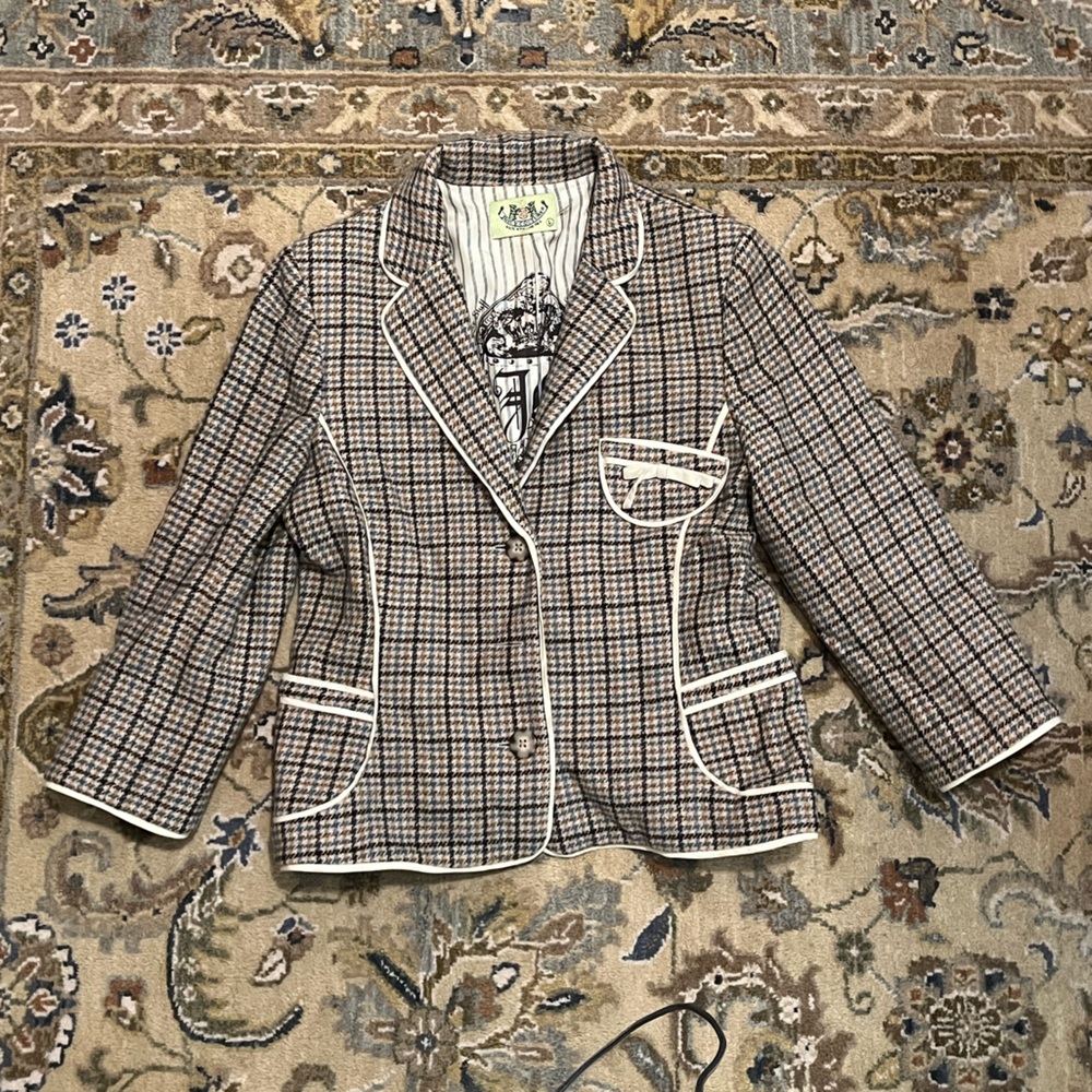 Juicy Couture blazer